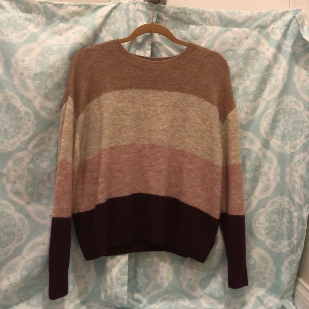 Very cute, cozy, multi colored sweater!